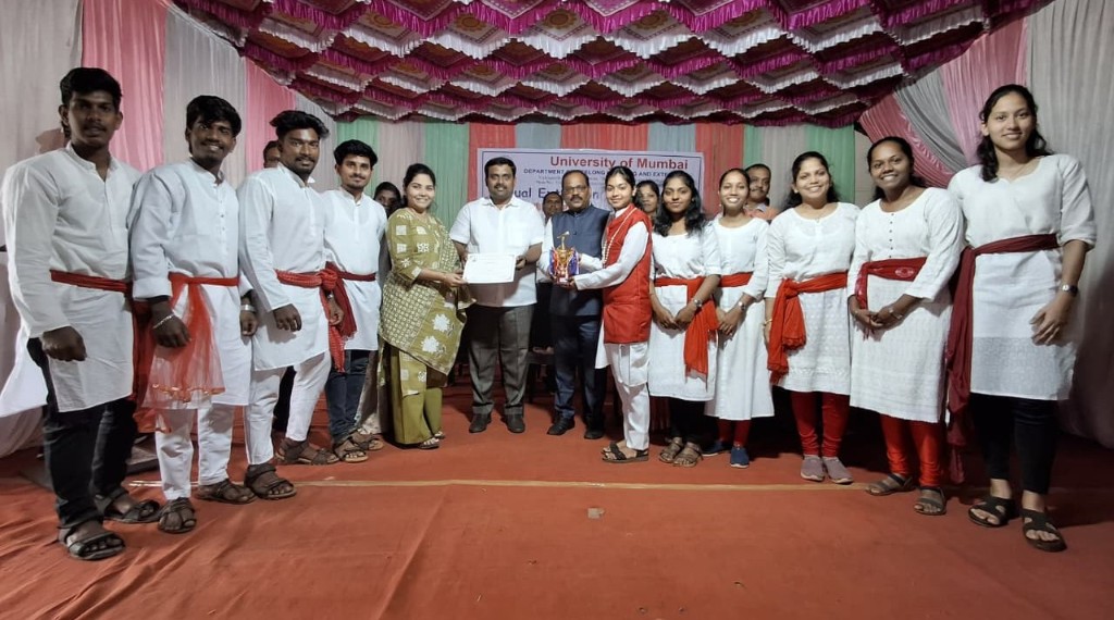 DLLE award ceremony, University of Mumbai